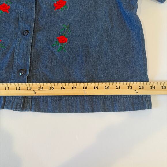 Vintage Bon Worth Chambray Rose Embroidered Shirt Cottagecore M/L 90s - Picture 8 of 9